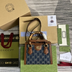 Gucci Tote Bags